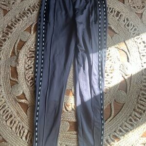 VS PINK Women’s Athletic Pants/Leggings M